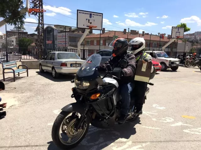- Motosiklet derneği bayramda çocukları unutmadı - Motosiklet derneği bayramda çocukları unutmadı