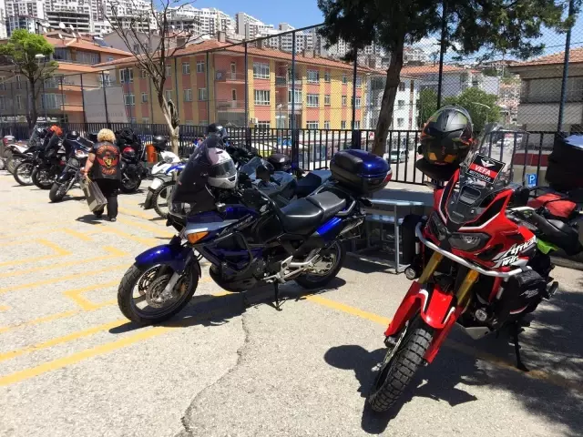 - Motosiklet derneği bayramda çocukları unutmadı - Motosiklet derneği bayramda çocukları unutmadı