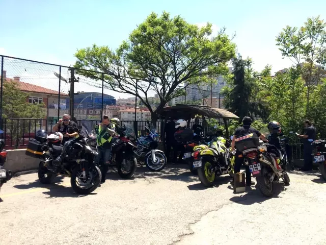 - Motosiklet derneği bayramda çocukları unutmadı - Motosiklet derneği bayramda çocukları unutmadı