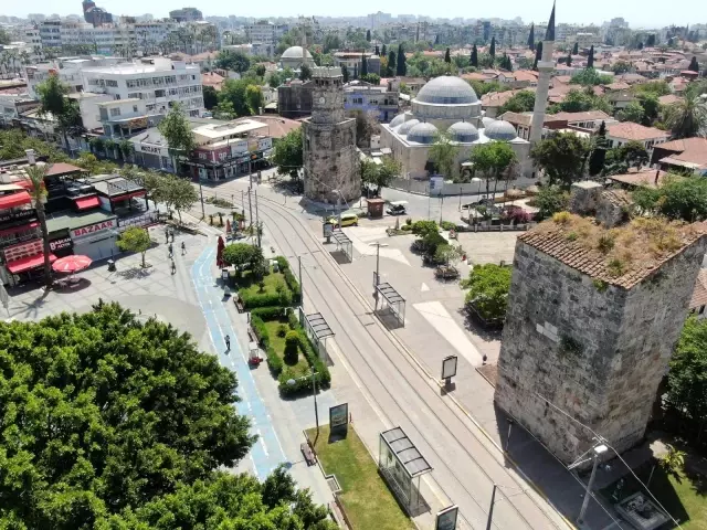 Antalya'da sessiz bayram