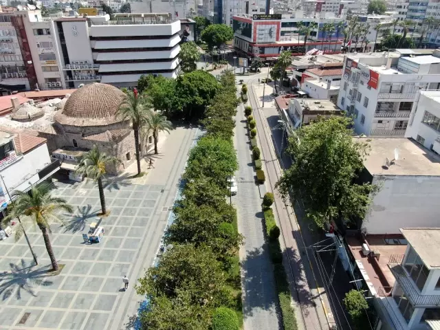 Antalya'da sessiz bayram
