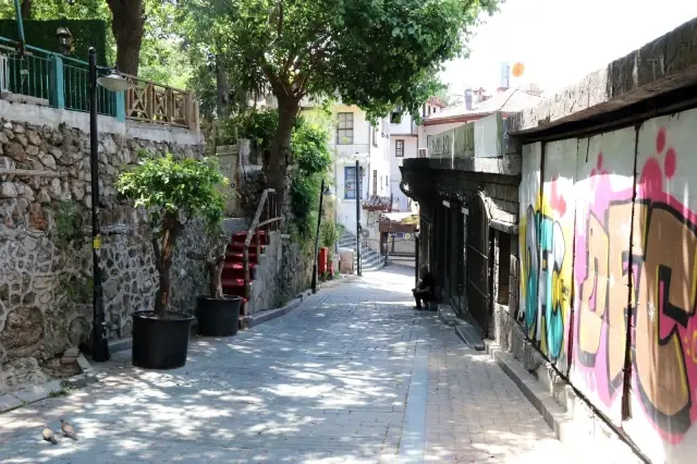 Antalya'da sessiz bayram
