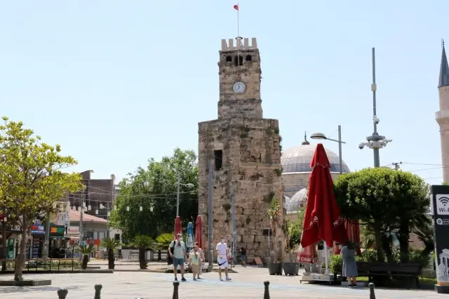 Antalya'da sessiz bayram