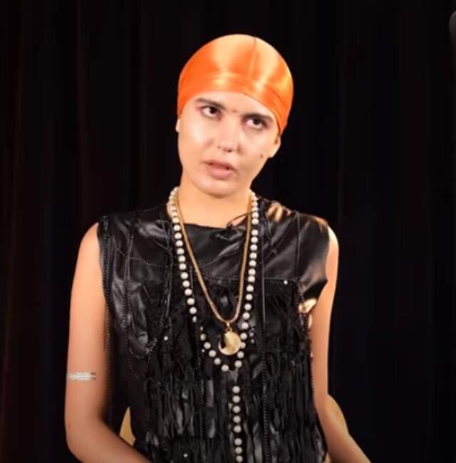 İlginç kıyafetiyle Armağan Çağlayan'a konuk olan Bahar Candan'dan çok konuşulacak sözler