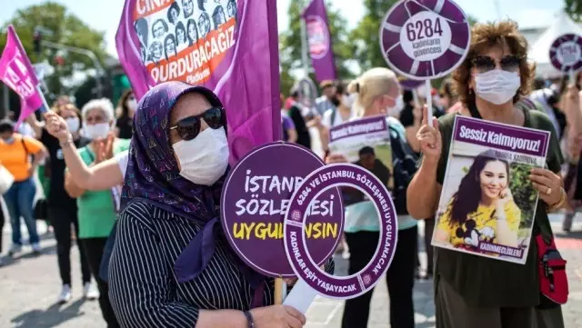 İYİ Parti 'iyileştirilmiş ve güçlendirilmiş parlamenter sistem' önerecek: 'Cumhurbaşkanı tarafsız olmalı' İYİ Parti 'iyileştirilmiş ve güçlendirilmiş parlamenter sistem' önerecek: 'Cumhurbaşkanı tarafsız olmalı'