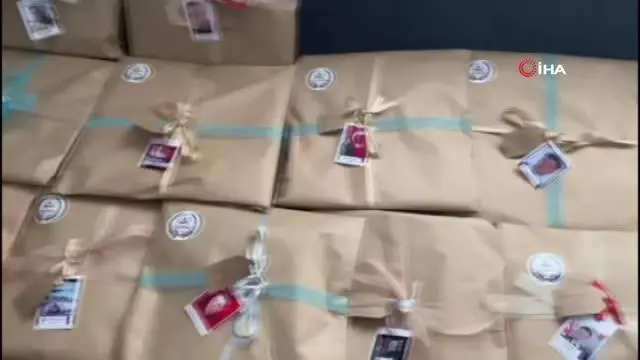 Şehit yakınlarından tarım işçisi çocuklarına bayramlık Şehit yakınlarından tarım işçisi çocuklarına bayramlık