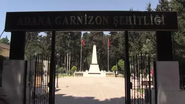 Son dakika haberi: Şehitliklerde hüzünlü bayram Son dakika haberi: Şehitliklerde hüzünlü bayram