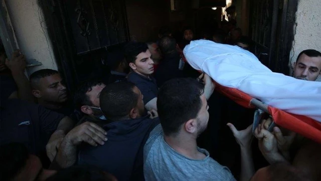 Son Dakika: İsrail'in Gazze'ye düzenlediği saldırılarda can kaybı 83'e yükseldi