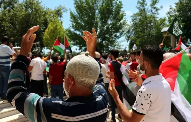 - Adana'da Cuma namazı sonrası Filistinliler için gıyabi cenaze namazı kıldı - Adana'da Cuma namazı sonrası Filistinliler için gıyabi cenaze namazı kıldı