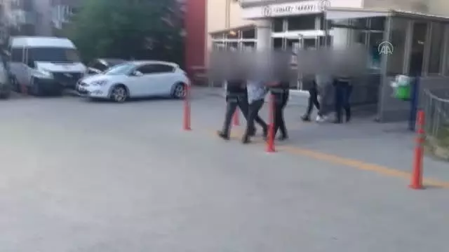 AFYONKARAHİSAR - 2 kişi pompalı tüfekle yaralandı AFYONKARAHİSAR - 2 kişi pompalı tüfekle yaralandı