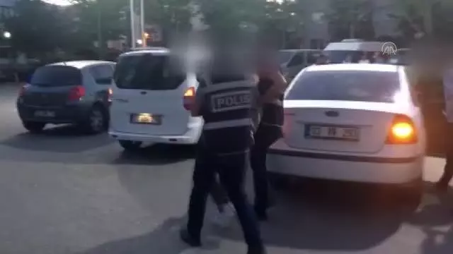 AFYONKARAHİSAR - 2 kişi pompalı tüfekle yaralandı AFYONKARAHİSAR - 2 kişi pompalı tüfekle yaralandı