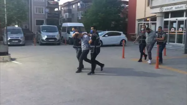 Afyonkarahisar'da 2 kişiyi yaralayan 2 kişi tutuklandı Afyonkarahisar'da 2 kişiyi yaralayan 2 kişi tutuklandı