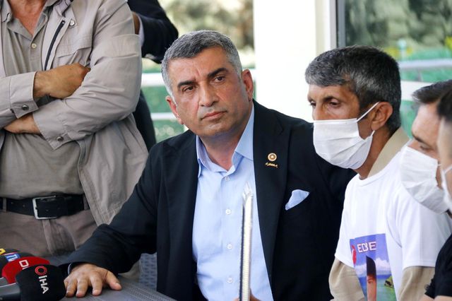 ailelerden chp ye cekin elinizi hdp den tepki 5 14132492 o