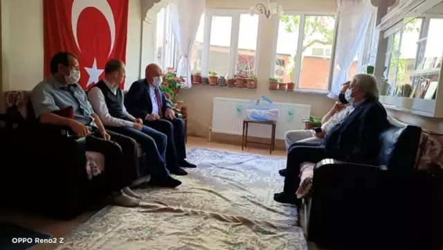 Son dakika! Osmaneli Belediye Başkanı Şahin şehit ailelerini ziyaret etti