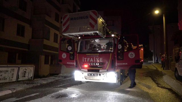 benzin dokulup yakilan dairede patlama 7 14131311 o