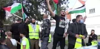 İsrail: Danimarka'da polis Filistin'e destek gösterisinde göz yaşartıcı bombayla müdahale etti İsrail: Danimarka'da polis Filistin'e destek gösterisinde göz yaşartıcı bombayla müdahale etti