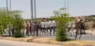 İsrail: Filistin'e destek gösterilerinin ardından bir grup Ürdünlü Filistin sınırına akın etti İsrail: Filistin'e destek gösterilerinin ardından bir grup Ürdünlü Filistin sınırına akın etti