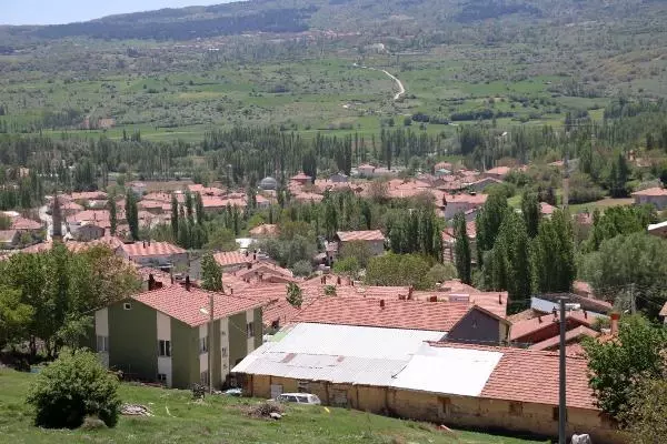Hukuk mücadelesiyle belde olan Güney'de seçim heyecanı Hukuk mücadelesiyle belde olan Güney'de seçim heyecanı
