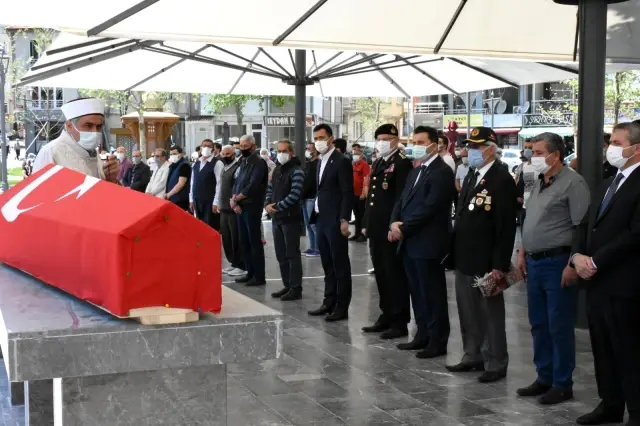 Kıbrıs Gazisi Recep Tetik son yolculuğuna uğurlandı Kıbrıs Gazisi Recep Tetik son yolculuğuna uğurlandı