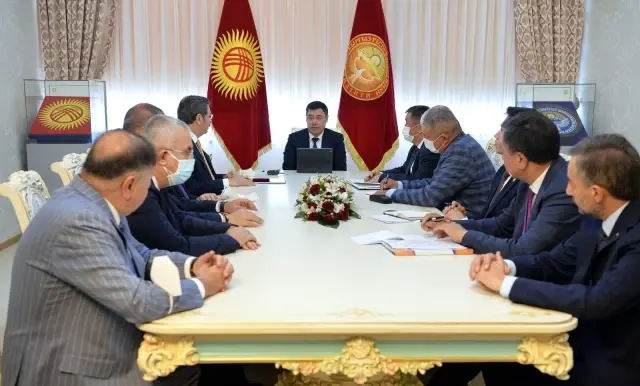 - Kırgızistan Cumhurbaşkanı Caparov, TOBB Başkanı Hisarcıklıoğlu'nu kabul etti - Kırgızistan Cumhurbaşkanı Caparov, TOBB Başkanı Hisarcıklıoğlu'nu kabul etti