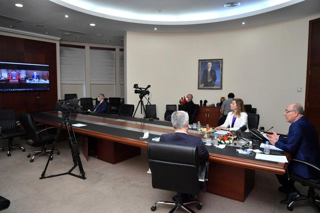 mhp de partiler arasi bayramlasma video 17 14132093 o