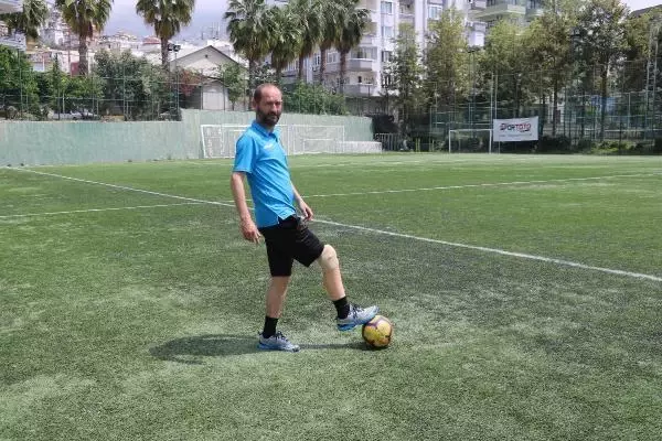 SPOR Protez bacaklı antrenör, Pro Lisans'ta dünyada ilk olmak istiyor SPOR Protez bacaklı antrenör, Pro Lisans'ta dünyada ilk olmak istiyor