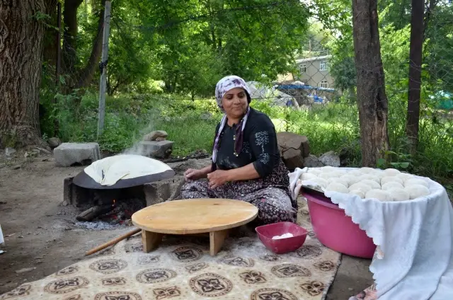 Şırnaklılar bayram geleneklerini sürdürüyor Şırnaklılar bayram geleneklerini sürdürüyor