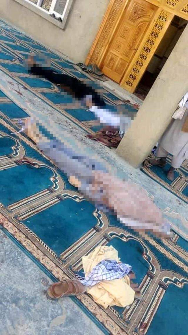 Son Dakika! Afganistan'da cuma namazı sırasında bir camiye düzenlenen saldırıda 12 kişi hayatını kaybetti