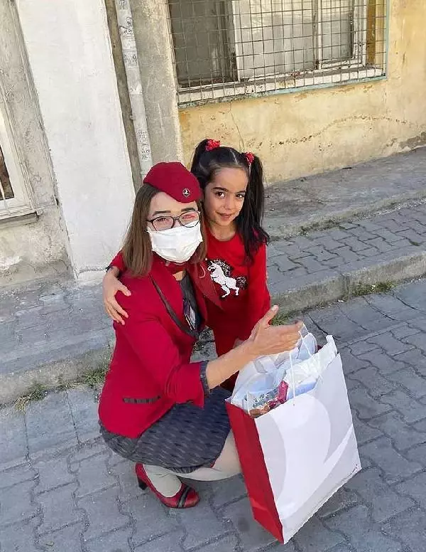 Son dakika haber! THY KABİN MEMURLARINDAN KİMSESİZ ÇOCUKLARA BAYRAM HEDİYESİ Son dakika haber! THY KABİN MEMURLARINDAN KİMSESİZ ÇOCUKLARA BAYRAM HEDİYESİ