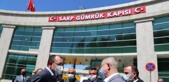 Artvin: Son Dakika | Bakan Muş, Sarp sınır kapısında tır şoförlerinin sorunlarını dinledi Artvin: Son Dakika | Bakan Muş, Sarp sınır kapısında tır şoförlerinin sorunlarını dinledi