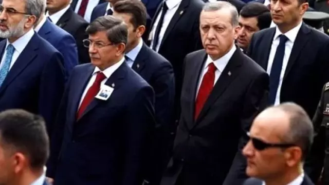 Davutoğlu'ndan kendisine 'hain' diyen Cumhurbaşkanı Erdoğan'a çağrı: Konuşmak için aracıya ihtiyacımız yok Davutoğlu'ndan kendisine 'hain' diyen Cumhurbaşkanı Erdoğan'a çağrı: Konuşmak için aracıya ihtiyacımız yok