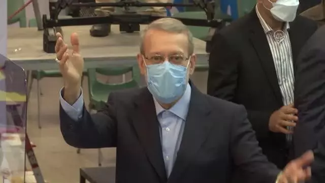 Eski İran Meclis Başkanı Laricani cumhurbaşkanı adayı oldu Eski İran Meclis Başkanı Laricani cumhurbaşkanı adayı oldu