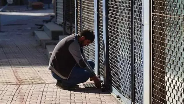 Milyonlarca esnaftan ortak çağrı: Pazartesi gelmeden kafalardaki soru işaretlerini giderin Milyonlarca esnaftan ortak çağrı: Pazartesi gelmeden kafalardaki soru işaretlerini giderin