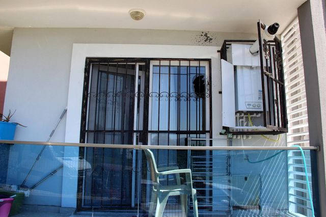 evini kursunladilar arabasini yaktilar 9 14133711 o