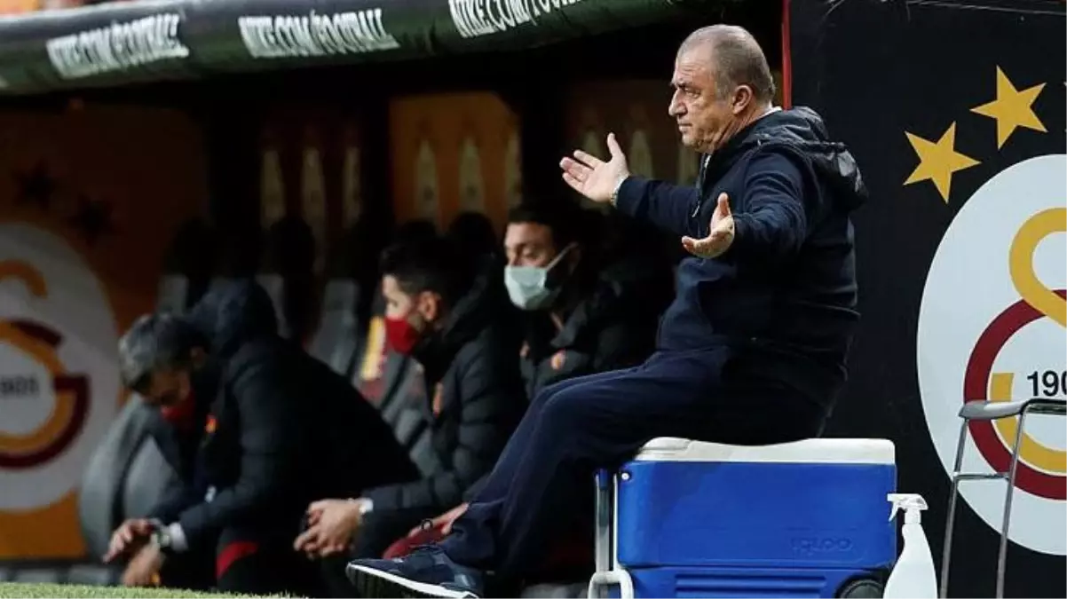 Galatasaray Teknik Direktörü Fatih Terim'in oturduğu buz kovası satışa çıkıyor