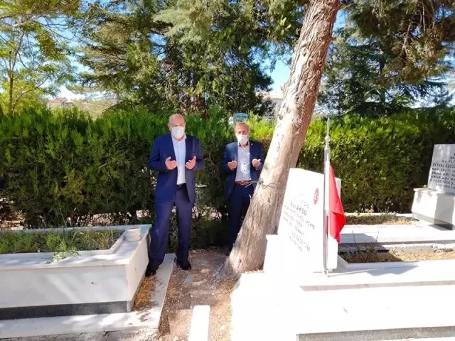 (Güncelleme) Kaymakam Çakıcı'dan şehit aileleri ve sağlıkçılarla bayramlaştı (Güncelleme) Kaymakam Çakıcı'dan şehit aileleri ve sağlıkçılarla bayramlaştı