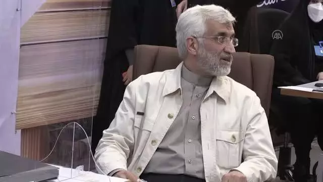 İran Ulusal Güvenlik Yüksek Konseyi Üyesi Celili, cumhurbaşkanı adayı oldu İran Ulusal Güvenlik Yüksek Konseyi Üyesi Celili, cumhurbaşkanı adayı oldu