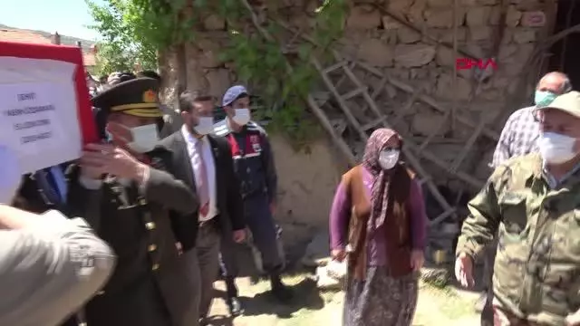 ISPARTA ŞEHİDİNİ UĞURLADI-3