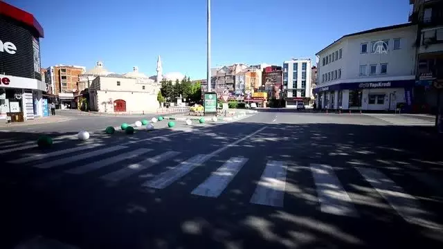 Ramazan Bayramı'nın son gününde sokaklarda sakinlik hakim Ramazan Bayramı'nın son gününde sokaklarda sakinlik hakim