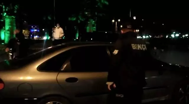 Bursa'da kısıtlamaya rağmen şampiyonluk kutlaması Bursa'da kısıtlamaya rağmen şampiyonluk kutlaması