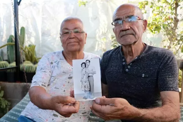 Meme kanserine yakalanan eşi için 1200 kaktüslü hobi bahçesi kurdu Meme kanserine yakalanan eşi için 1200 kaktüslü hobi bahçesi kurdu