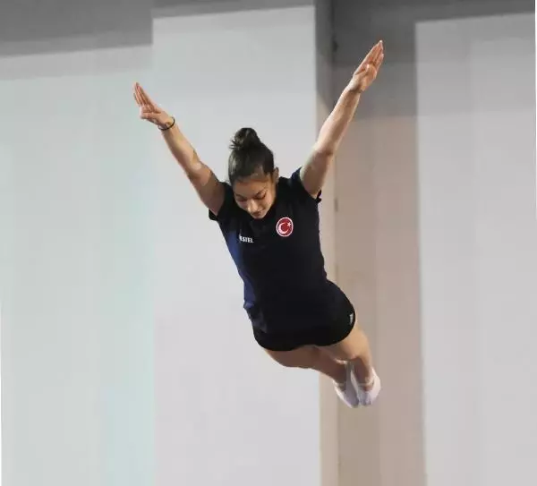 SPOR Milli cimnastikçi Sıla Karakuş: En büyük destekçim ailem SPOR Milli cimnastikçi Sıla Karakuş: En büyük destekçim ailem