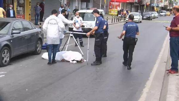 Son dakika haberleri: PENDİK'DE YOLUN KARŞINA GEÇERKEN MOTOSİKLETİN ÇARPTIĞI KADIN ÖLDÜ Son dakika haberleri: PENDİK'DE YOLUN KARŞINA GEÇERKEN MOTOSİKLETİN ÇARPTIĞI KADIN ÖLDÜ