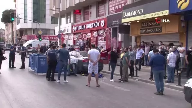 Son Dakika | Pendik'te motosiklet sürücüsünün çarptığı kadın hayatını kaybetti Son Dakika | Pendik'te motosiklet sürücüsünün çarptığı kadın hayatını kaybetti