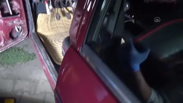 Son dakika haber... Polisin 'dur' ihtarına uymayarak kaçan alkollü sürücü, çıkmaz sokağa girince yakalandı Son dakika haber... Polisin 'dur' ihtarına uymayarak kaçan alkollü sürücü, çıkmaz sokağa girince yakalandı