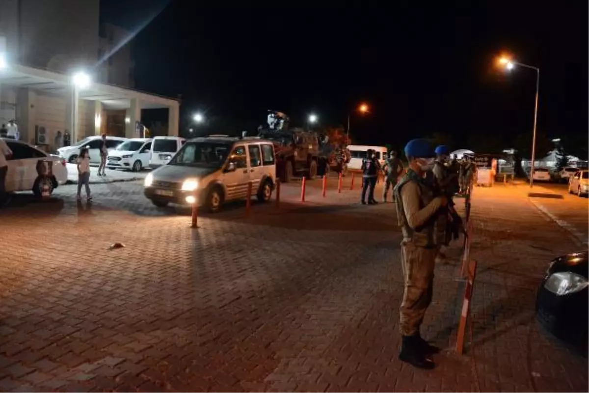 Siverek'te husumetli iki aile arasında bıçak ve sopalı kavga: 8 yaralı