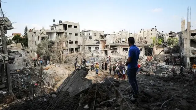 Son Dakika: İsrail'in Gazze saldırılarında hayatını kaybeden Filistinlilerin sayısı 145'e yükseldi Son Dakika: İsrail'in Gazze saldırılarında hayatını kaybeden Filistinlilerin sayısı 145'e yükseldi