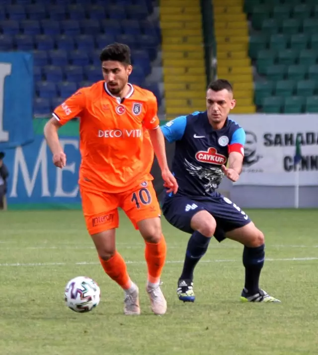 Süper Lig: Çaykur Rizespor: 0 - Medipol Başakşehir: 2 (Maç sonucu) Süper Lig: Çaykur Rizespor: 0 - Medipol Başakşehir: 2 (Maç sonucu)