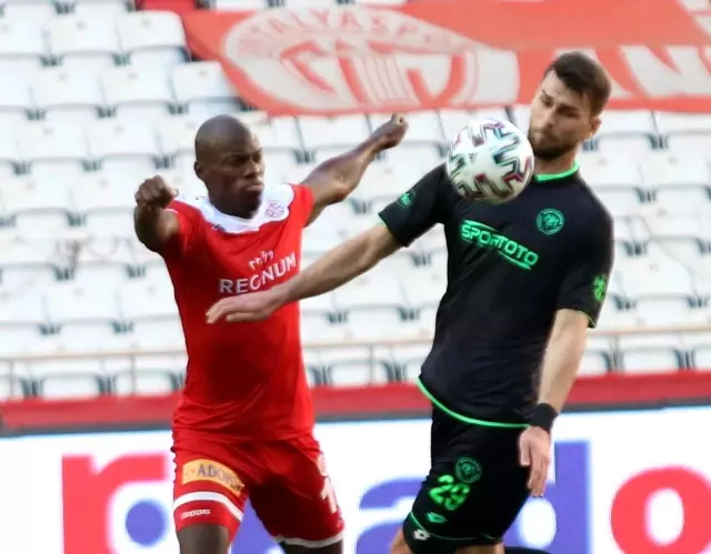 Süper Lig: FT Antalyaspor: 0 İH Konyaspor: 0 (İlk yarı) Süper Lig: FT Antalyaspor: 0 İH Konyaspor: 0 (İlk yarı)