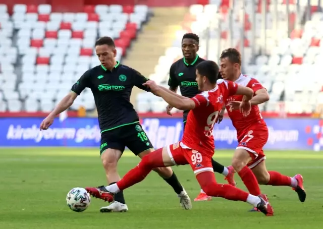 Süper Lig: FT Antalyaspor: 0 İH Konyaspor: 0 (İlk yarı) Süper Lig: FT Antalyaspor: 0 İH Konyaspor: 0 (İlk yarı)